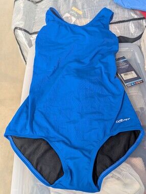 NWT Dolfin Ladies Swimsuit Size 34/8